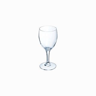 Conjunto de 6 taças de vinho Luminarc Elegance 24,5cl sobre mesa elegante.