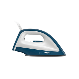 Ferro Seco Tefal 1200W com ponta de precisão, design ergonômico e luz indicadora para um engomar rápido e eficiente em roupas leves.
