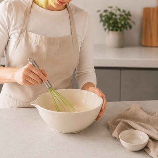 Batedor de Cozinha em Silicone com Cabo em Aço Inoxidável - Twisted Media