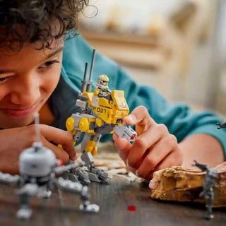Combate Soldados Clone do 327.º Corpo Estelar LEGO Star Wars - Twisted Media  