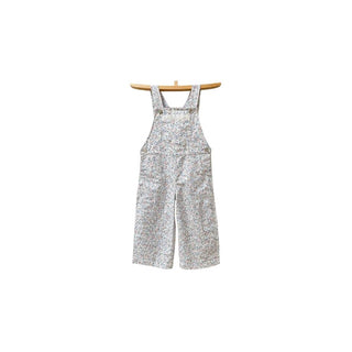 Jardineiras com Flores e Bolsos – Estilo Casual Feminino para o Dia a Dia - Twisted Media