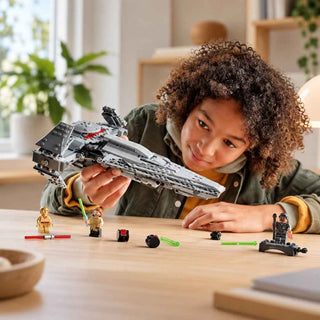 LEGO Star Wars Darth Maul’s Sith Infiltrator 640 Peças - Twisted Media 