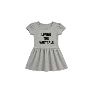 Vestido Infantil Love Bubby “Living The Fairytale” – Estilo com Propósito - Twisted Media 