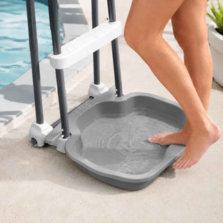 Lava-Pés INTEX 56x56x9cm - Mais Higiene para a Sua Piscina  - Twisted Media