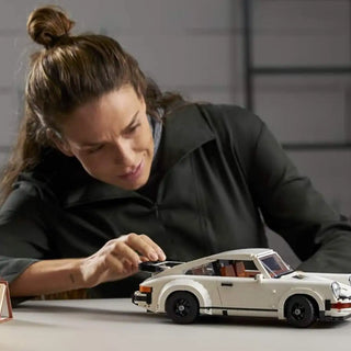 Porsche 911 Modelo Clássico LEGO Icons - Twisted Media 