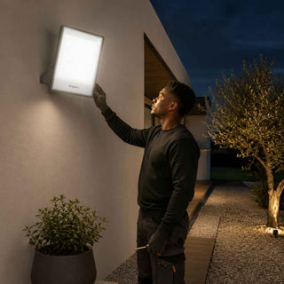 Projetor LED Exterior 200W IP65 3 em 1  - Twisted Media