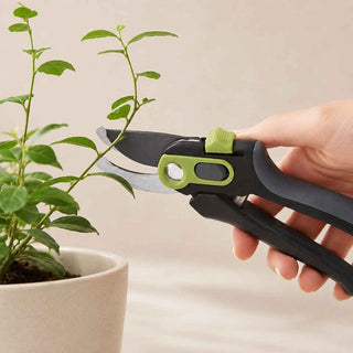 Tesoura de Jardim 20cm – Precisão e Conforto na Poda - Twisted Media