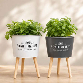 Vaso para Plantas BBQ com Pé de Madeira 45cm – Elegância para Casa e Jardim - Twisted Media