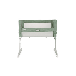 Berço Joie Roomie Go Laurel em quarto de bebé - Twisted Media