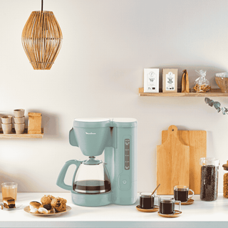 Máquina de café Moulinex 1,25L com filtro reutilizável e design moderno - Twisted Media
