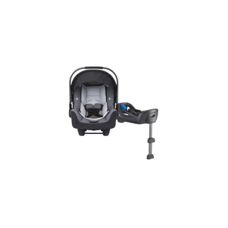 Ovinho para bebé NUNA com base, design moderno, tecido premium e proteção contra impactos, ideal para viagens seguras e confortáveis