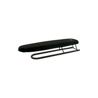 Passa mangas Jata TM200 preto com estrutura resistente e superfície 50x10cm - Twisted Media
