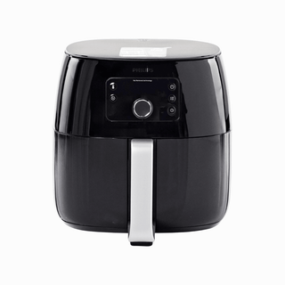 Philips Fritadeira de Ar Digital 7,3L com tecnologia de fritura a ar quente, garantindo resultados crocantes e saudáveis com até 90% menos gordura.