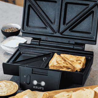 Sanduicheira Krups F DK4 51 preta com 850W e classe energética A - Twisted Media
